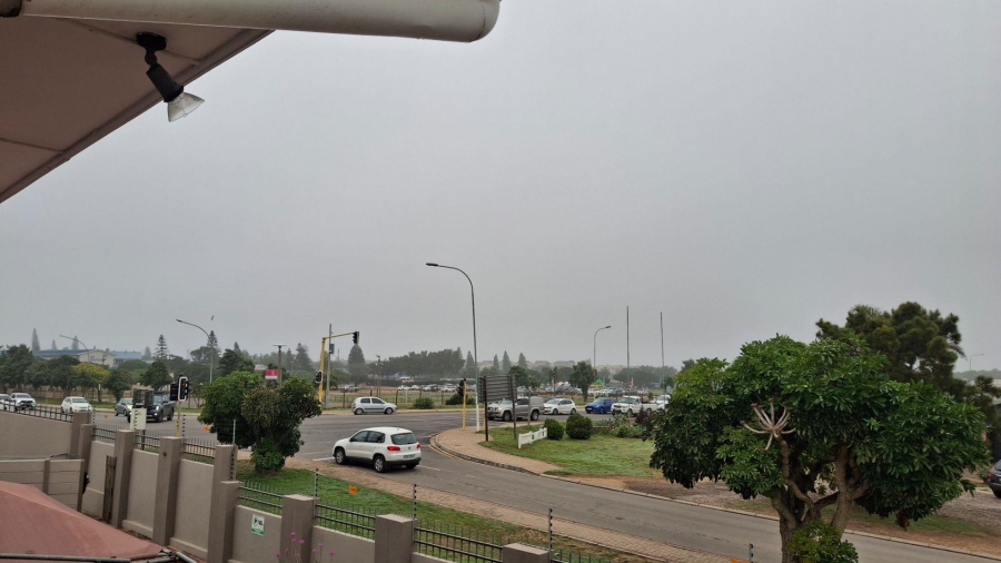 1 Bedroom Property for Sale in Hartenbos Central Western Cape